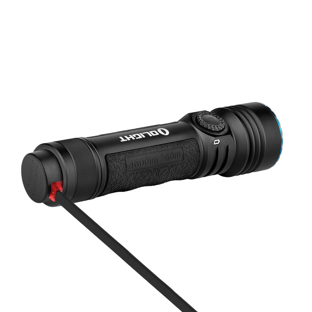 Olight Seeker 4 Pro | nagy teljesítményű lámpa | 4.600 lm