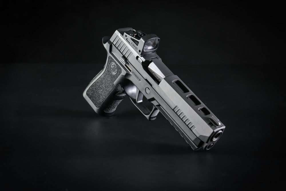 Sig P320 [models with removable rear sight] adapterlemez | Shield RMSc footprint